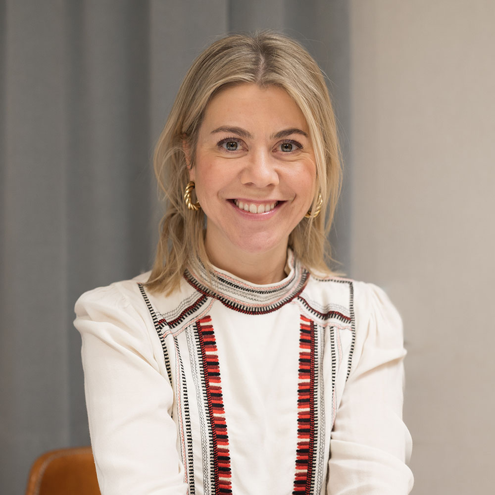 Hedda Lapidus, lnekonomi